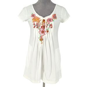 Johnny Was JWLA Top Womens Small White Floral Embroidery T-shirt Pockets Whimsy